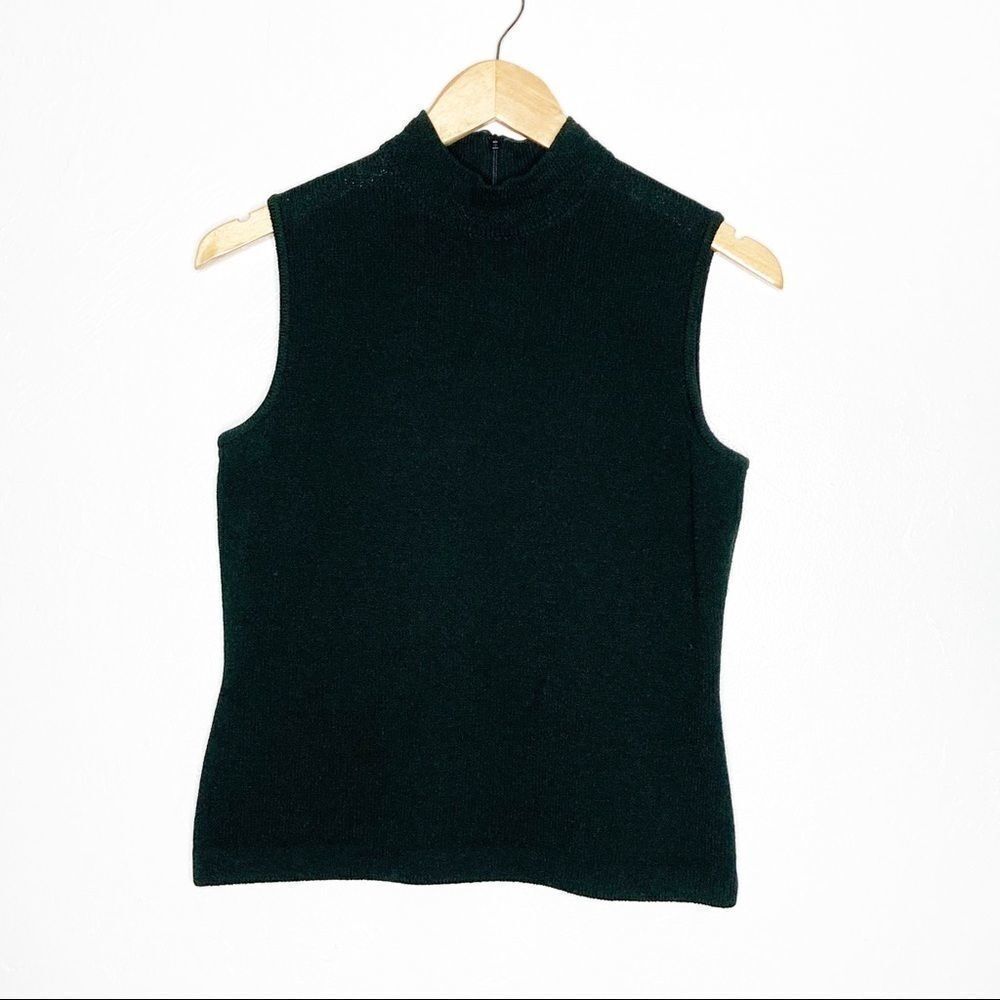 St John | Knit Mock Neck Sleeveless Top